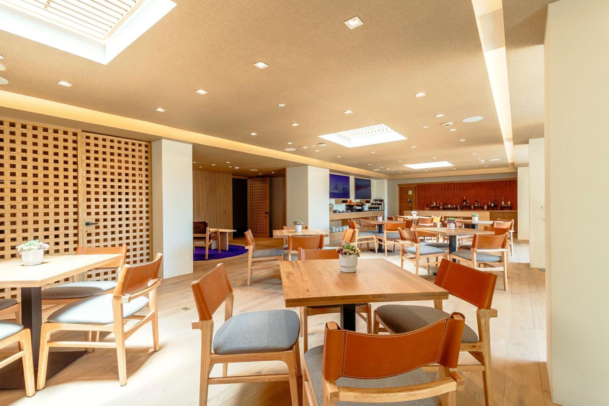 Camino Real Polanco Mexico Hotel Exterior foto The Club at Haneda Airport